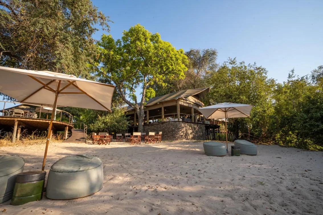 Arrival at Victoria Falls - Toka Leya Camp