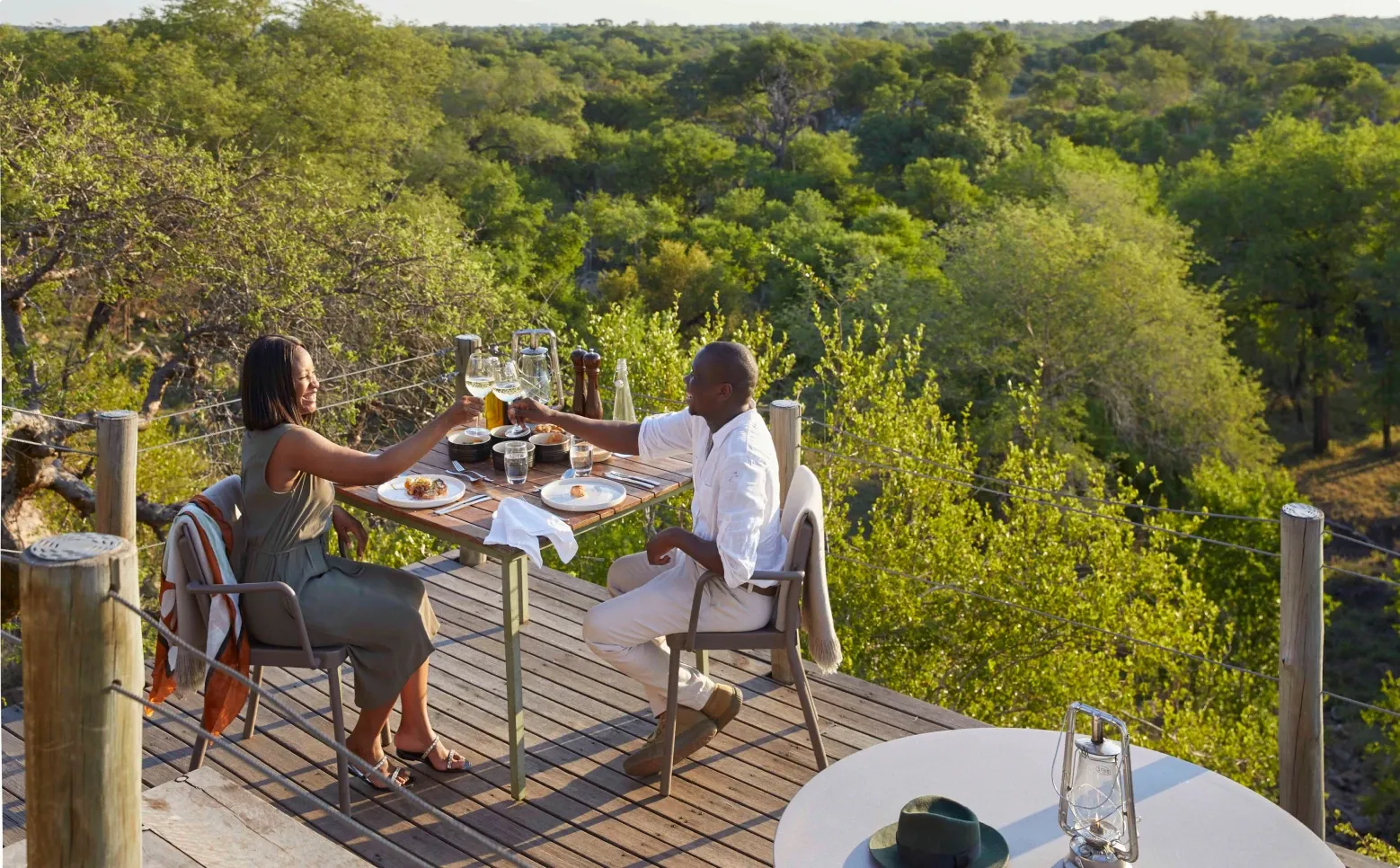 treehouse dining