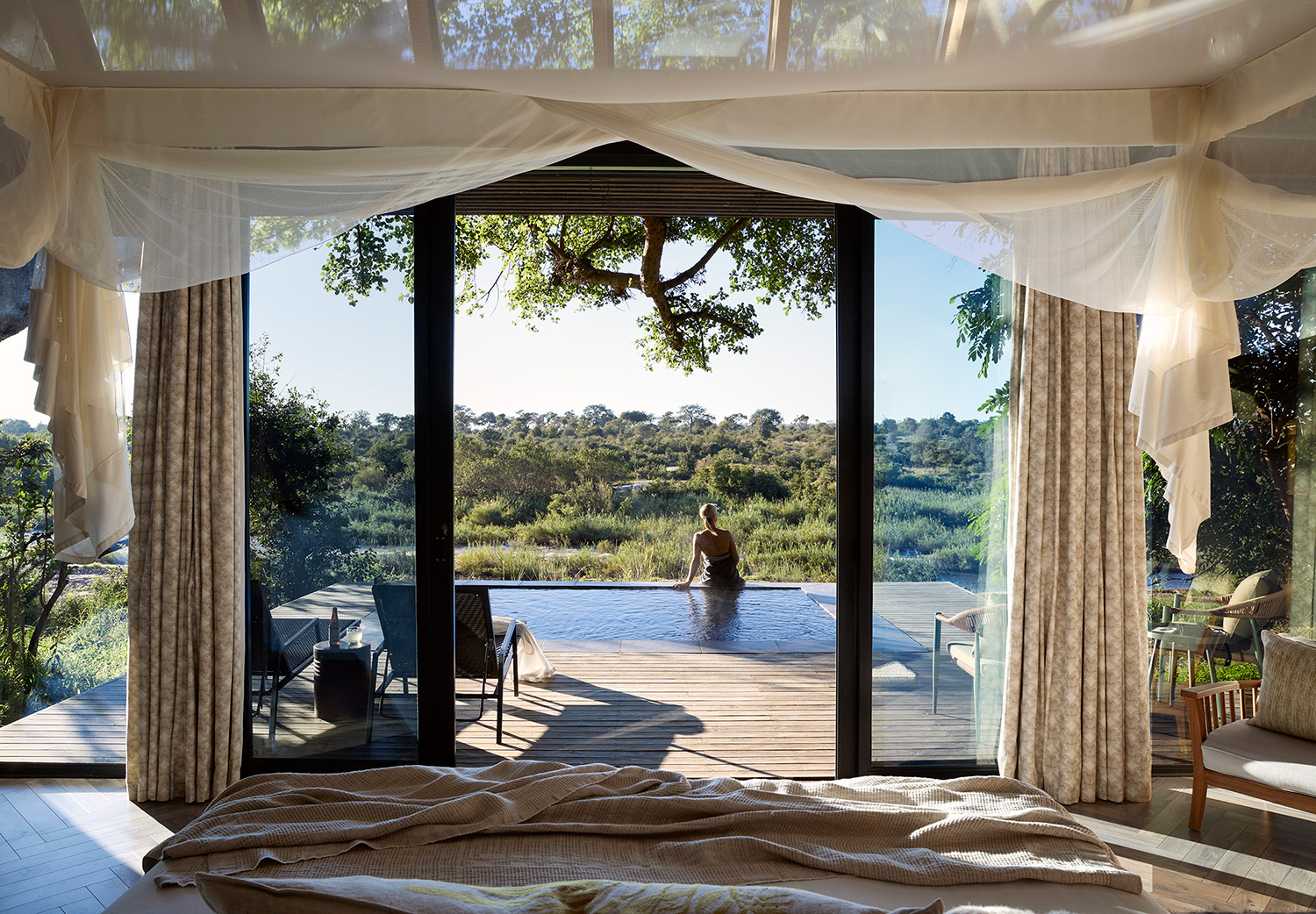 Lion Sands River Lodge_River Suite_ Bedroom View_03